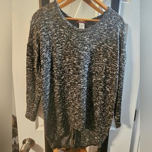 Grievergate sweater top
